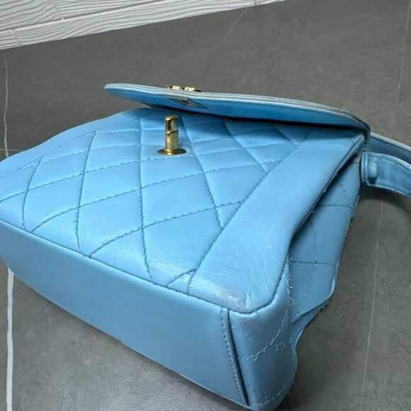 CHANEL 24K Vintage Flap Bag Lambskin Leather Quilted Chain Purse Blue - Picture 13 of 15